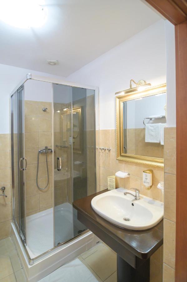 ביטוב Centrum Ulan Spa מראה חיצוני תמונה